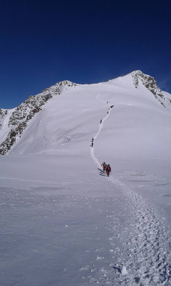 societa guide finale-uiagm-climbing-glacier-monte rosa-trekkingjpg