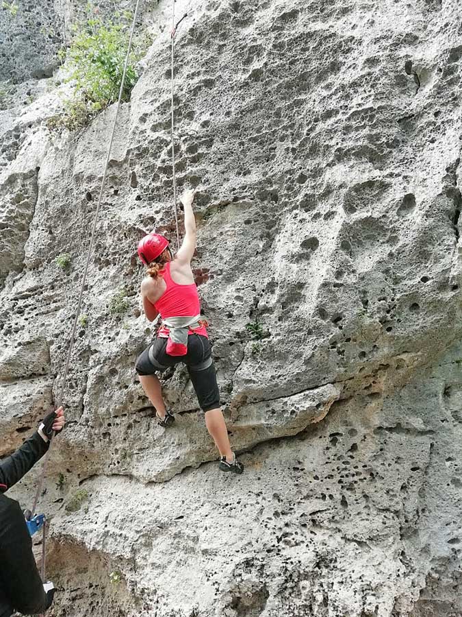 società guide alpine finale-climbing-arrampicata-finale ligure-liguria-corso arrampicata-corso climbing-sgaf-outdoor-arrampicata sul mare-esperienze verticali-corsi 13jpg