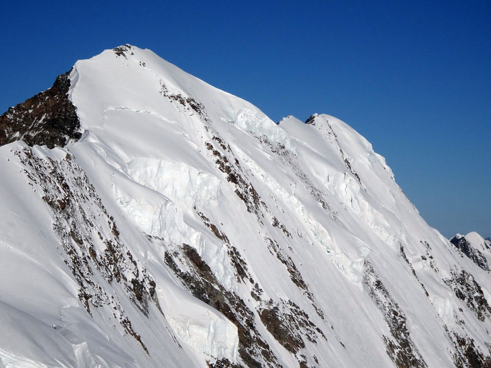 sgaf-societaguidealpinefinale-arrampicata-alpinismo-guidealpine-neve-ghiaccio-misto-roccia1