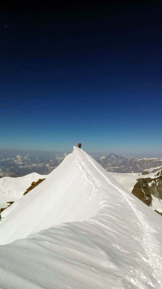 sgaf-societaguidealpinefinale-arrampicata-alpinismo-guidealpine-neve-ghiaccio-misto-roccia13