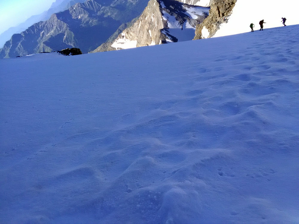 societaguidealpinefinale-climbing-alpinismo-guidealpine-guidefinale-montagna-scalata-neve-roccia-ghiaccio-sgaf27