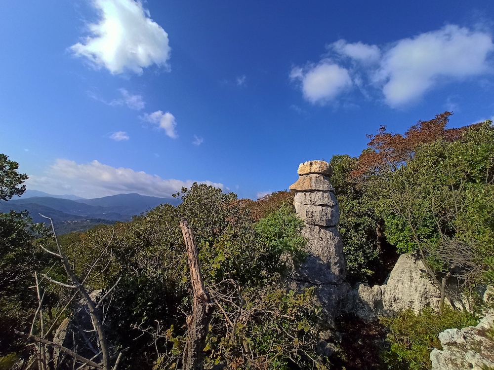 Le_formaggette_rocca_perti_panorama_piccola